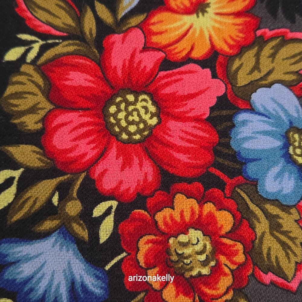 NWOT Pavlovo Posad Wool Square Scarf Vibrant Floral Design - Picture 8 of 14